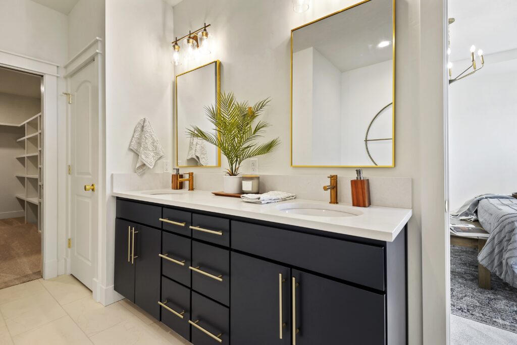 022_Bathroom